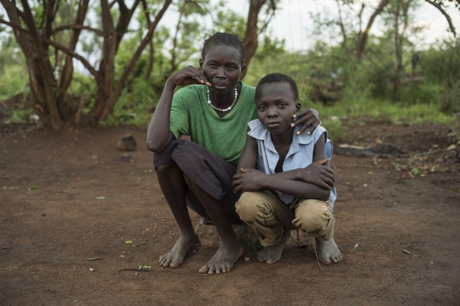 mina, une réfugiée sud-soudanaise, et son fils aîné Charlie, qui avait disparu pendant neuf mois. 